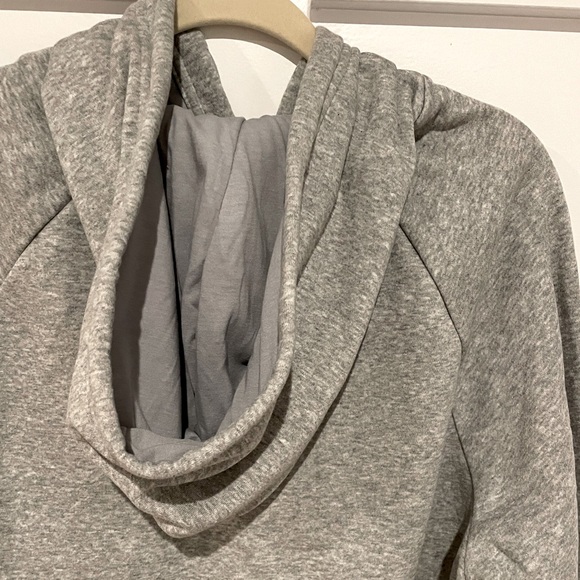 NWOT Men’s Under Armour Zip-up Hoodie - Picture 3 of 4